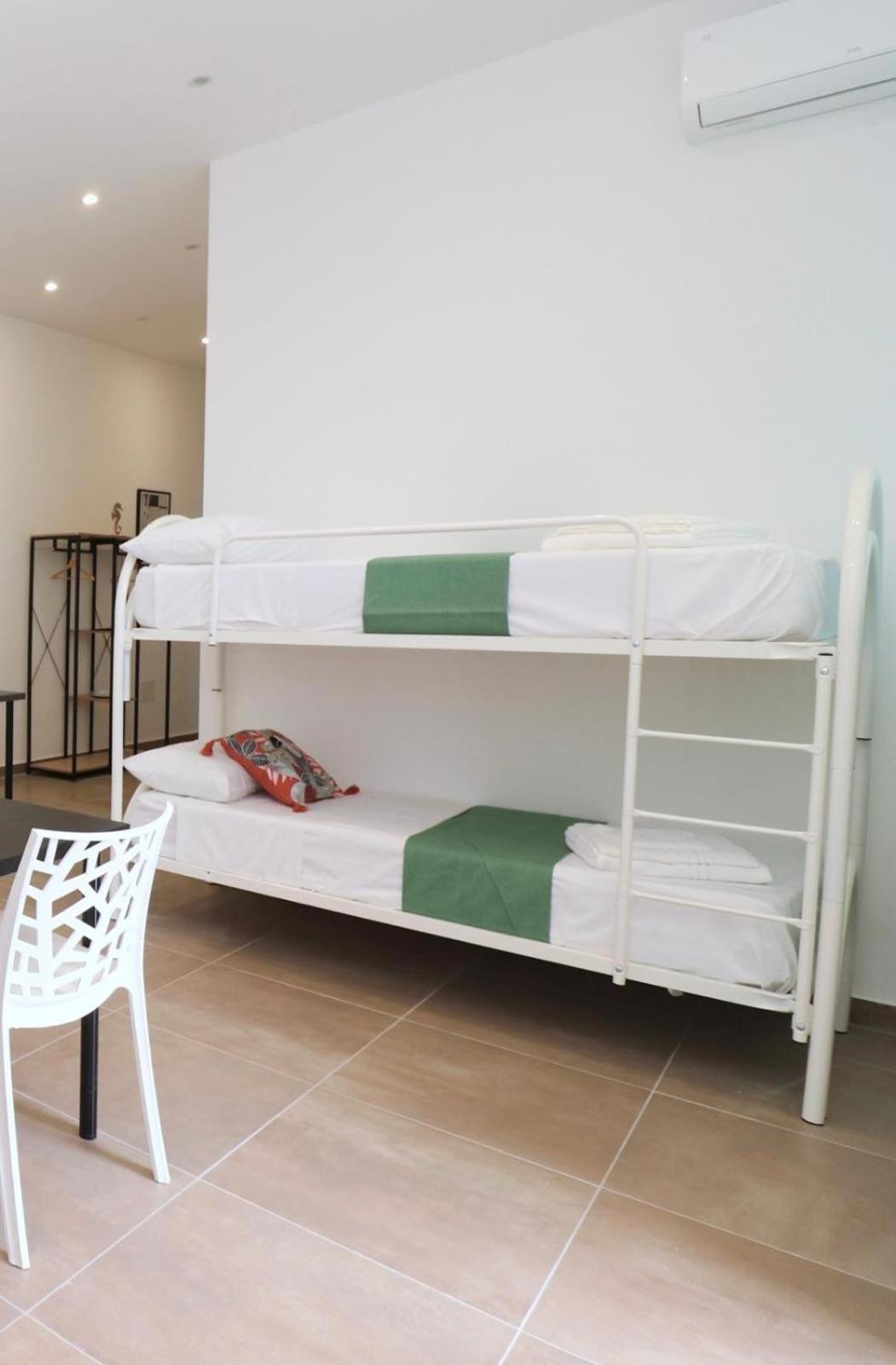 Fly Zone Naples Bed & Breakfast Ngoại thất bức ảnh